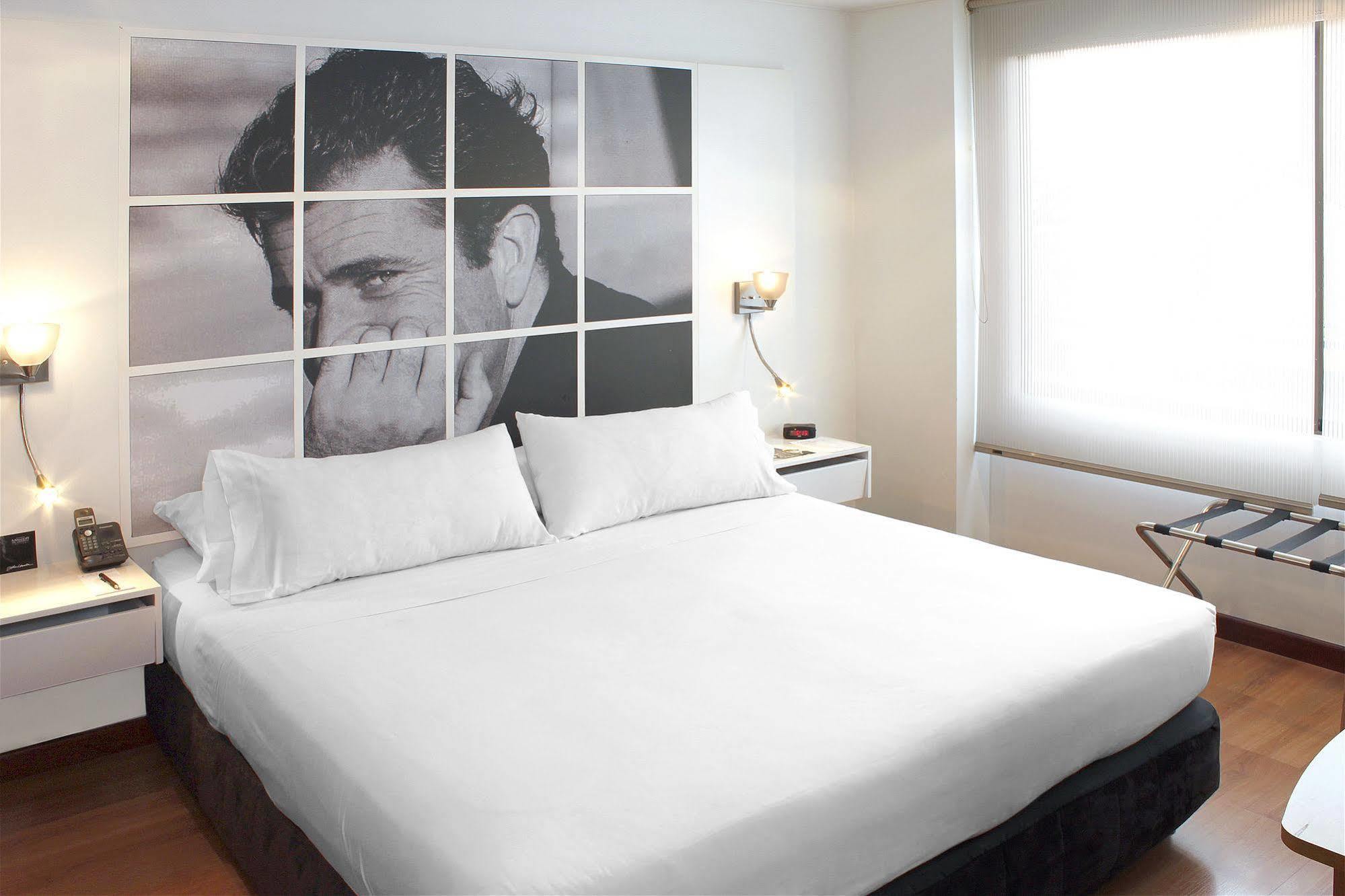 Hotel Celebrities Suites ボゴタ エクステリア 写真