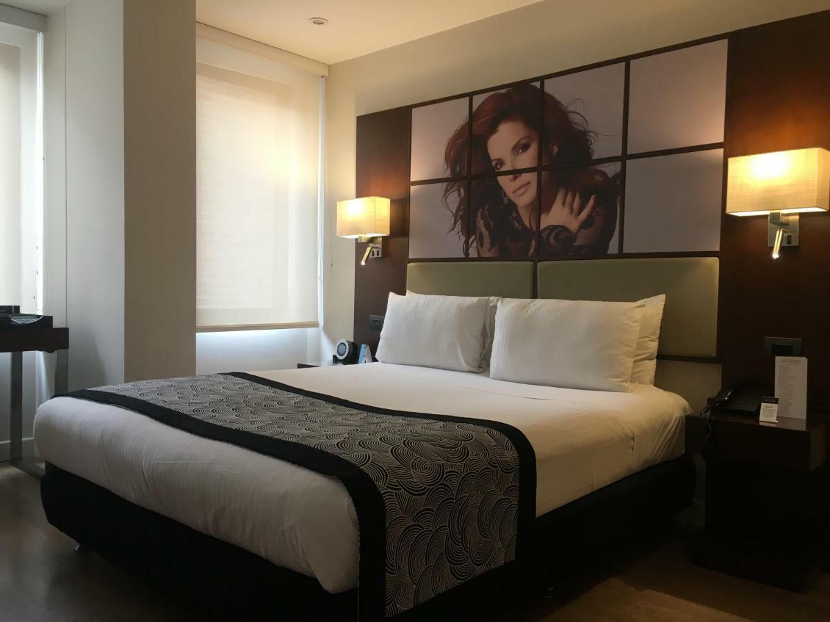 Hotel Celebrities Suites ボゴタ エクステリア 写真